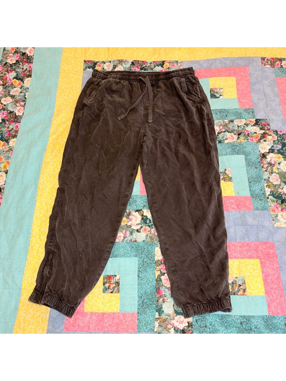 Aerie Woman’s M Dusted Gray drawstring jogger Sweatpants Lounge pants size M M